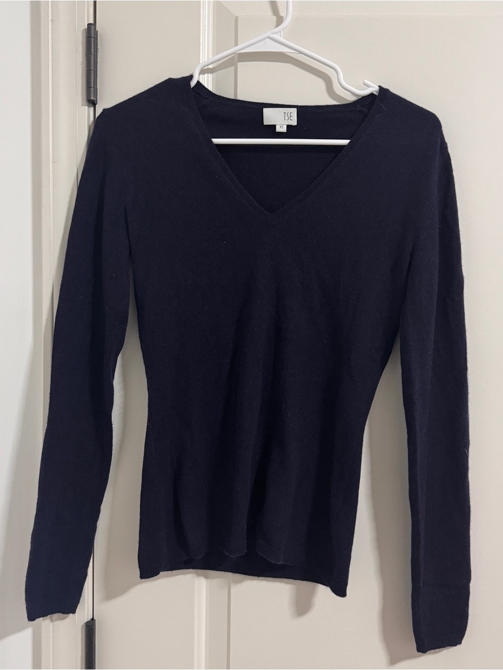 TSE Women's Navy V-Neck Long Sleeve Top